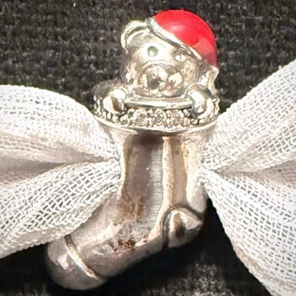 Pandora Retired Christmas Stocking Authentic ale